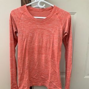 Lululemon long sleeve top